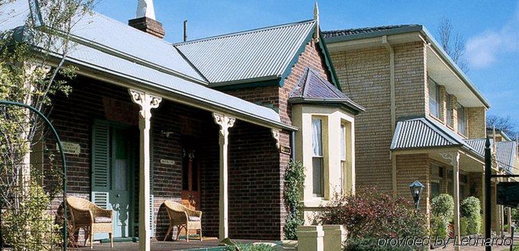 Country Comfort Armidale Exterior photo